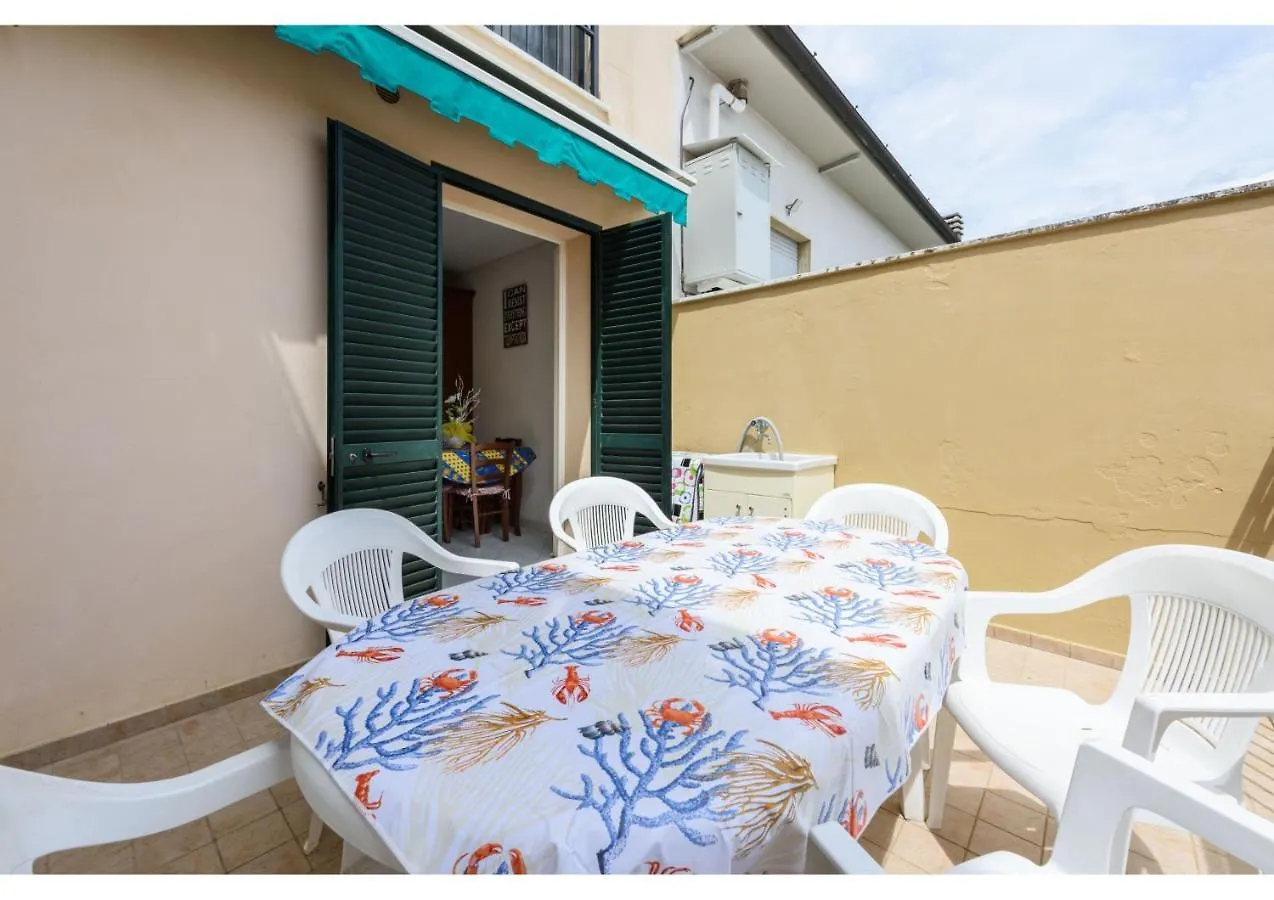 Sea Air House Lägenhet Lido di Camaiore 0*,  Italien